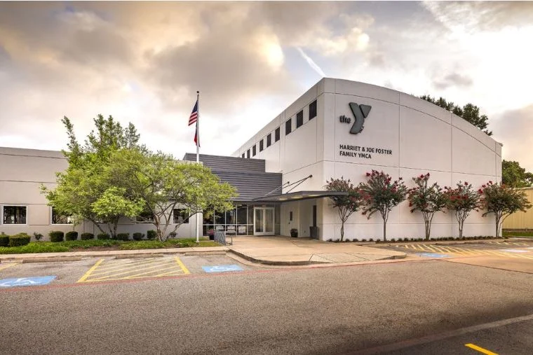 Harriet & Joe Foster Family YMCA — facility